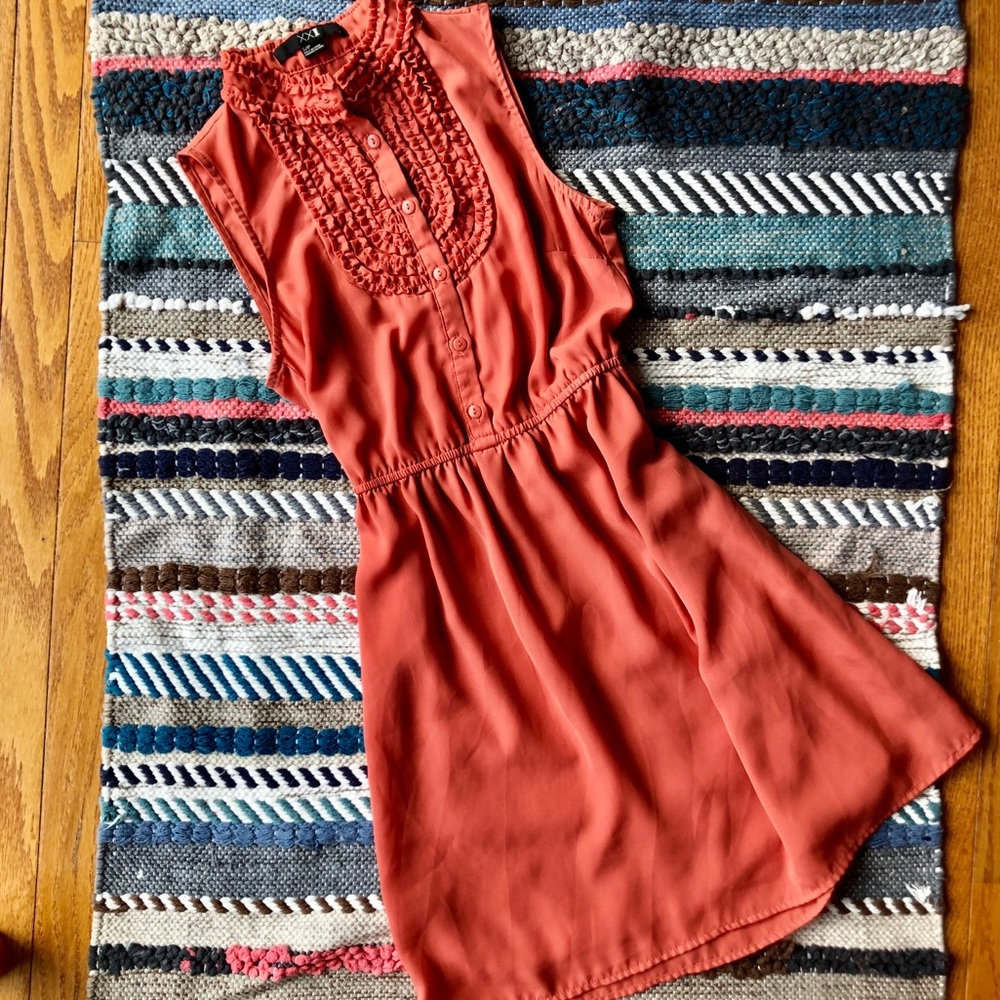 XXI Forever21 Sleeveless Elastic Waist Dress